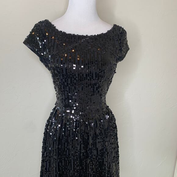 Black Square Sequin Fit Flare Dress Cap Sleeves Sz 5/6 - Picture 3 of 11